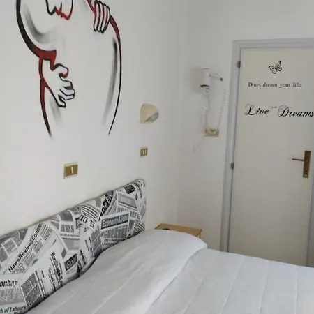 Hotel Kristalex Pet Family