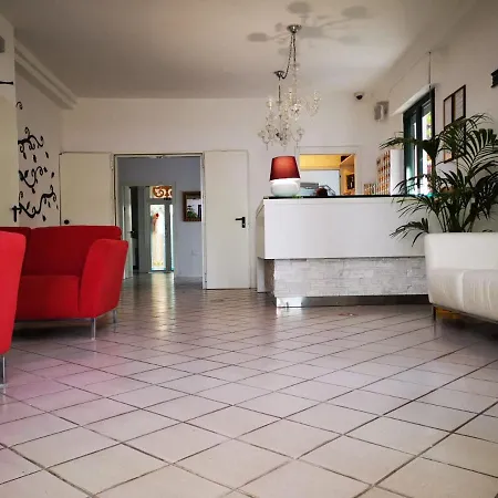 Hotel Kristalex Pet Family