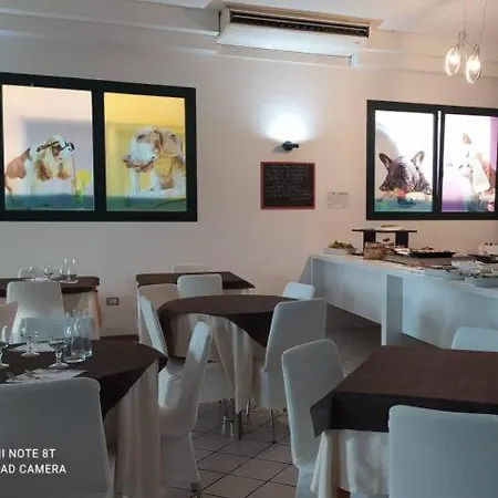 Hotel Kristalex Pet Family Cesenatico